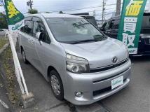 2013 Toyota Voxy