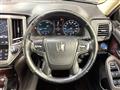 2015 Toyota Crown Hybrid