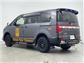 2019 Mitsubishi Delica D5