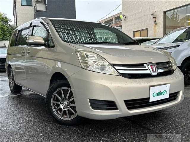 2012 Toyota Isis