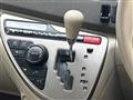 2012 Toyota Isis