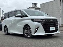 2023 Toyota Alphard Hybrid