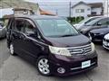 2009 Nissan Serena