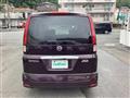 2009 Nissan Serena