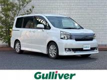 2010 Toyota Voxy