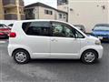 2004 Toyota Porte