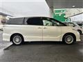 2013 Toyota Estima