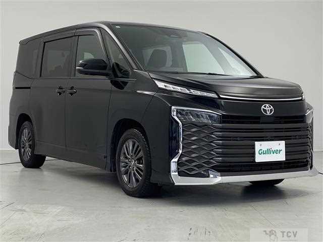 2023 Toyota Voxy