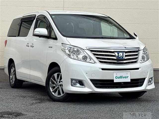 2013 Toyota Alphard Hybrid