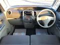 2011 Daihatsu Tanto
