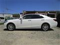 2013 Toyota Crown