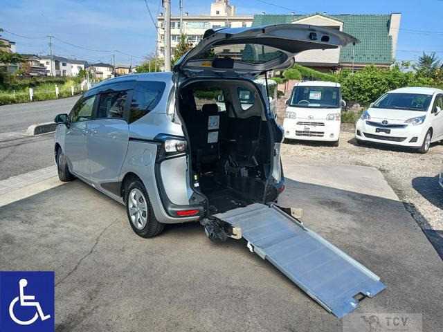 2020 Toyota Sienta