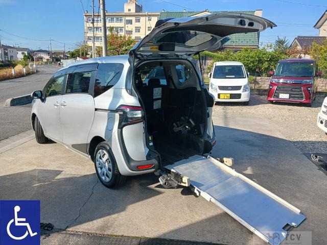 2017 Toyota Sienta