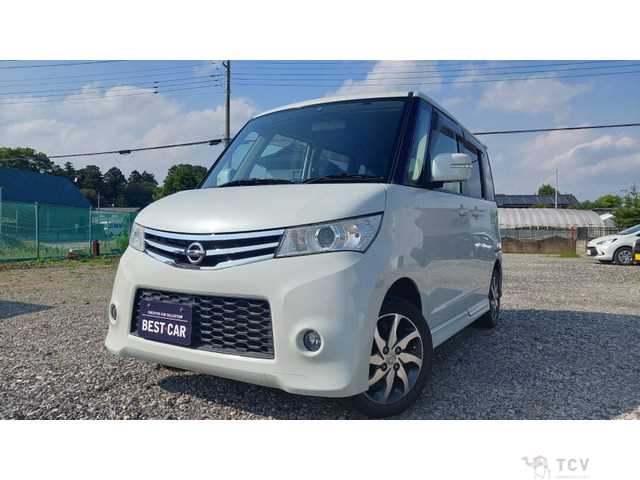 2011 Nissan ROOX