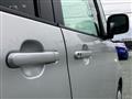 2012 Nissan ROOX