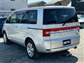 2014 Mitsubishi Delica D5