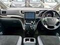 2014 Toyota Vellfire