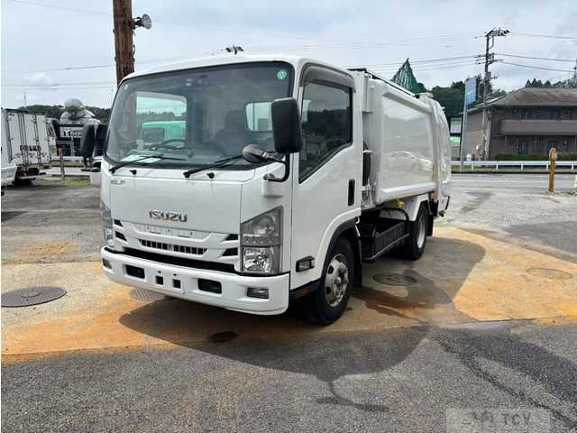2018 Isuzu Isuzu Others