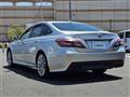 2019 Toyota Crown Hybrid