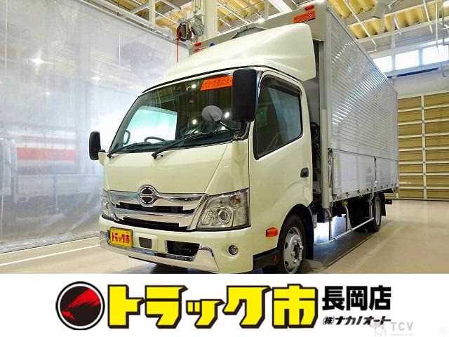 2022 Hino Dutro