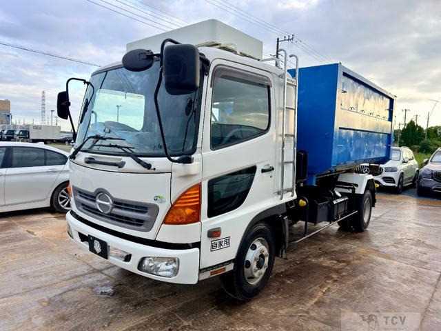 2005 Hino Hino Others