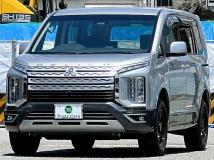 2019 Mitsubishi Delica D5