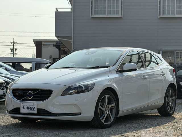 2015 Volvo V40