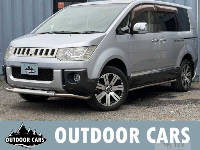2009 Mitsubishi Delica D5