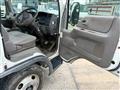 2004 Mazda Titan