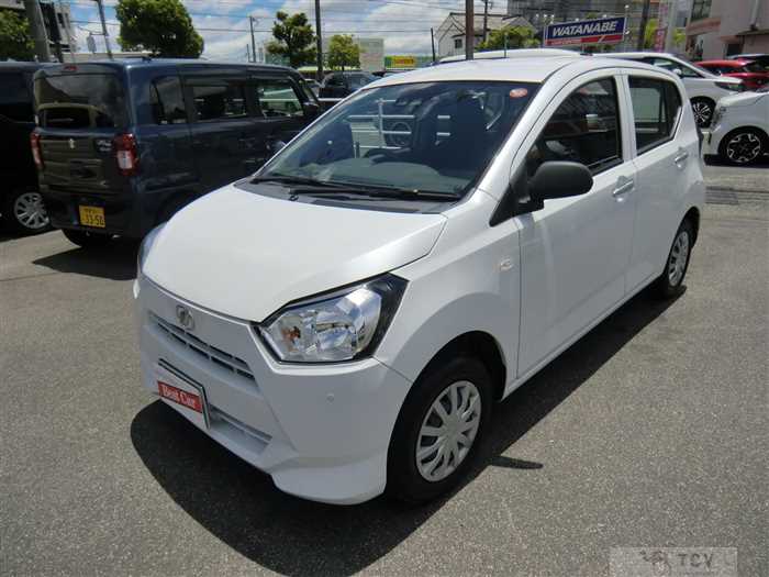 2022 Daihatsu Mira Es
