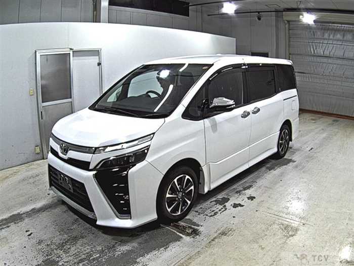 2021 Toyota Voxy