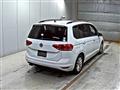 2017 Volkswagen Golf Touran