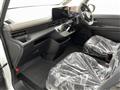 2025 Nissan Serena