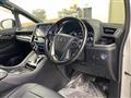 2021 Toyota Alphard Hybrid