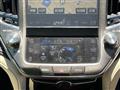 2017 Toyota Crown Hybrid
