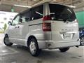 2002 Toyota Noah