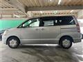 2002 Toyota Noah