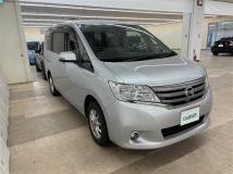 2012 Nissan Serena
