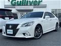 2013 Toyota Crown Hybrid