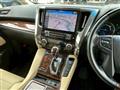 2019 Toyota Alphard Hybrid
