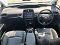 2019 Toyota Prius PHV