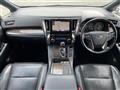 2018 Toyota Alphard Hybrid