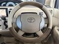 2006 Toyota Raum