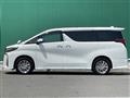 2022 Toyota Alphard Hybrid