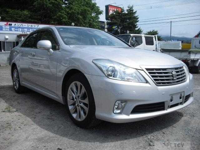 2012 Toyota Crown