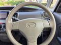2011 Daihatsu Tanto