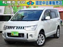 2016 Mitsubishi Delica D5