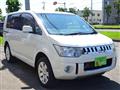 2016 Mitsubishi Delica D5