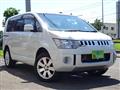 2016 Mitsubishi Delica D5