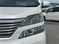 2010 Toyota Vellfire